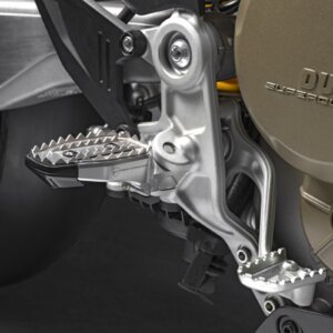 57871A8FE19957704570D788D16AEC51